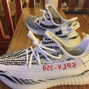 NWT Yeezy 350 Boost V2 Zebras